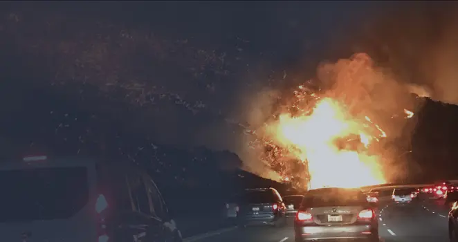 fire image burning home